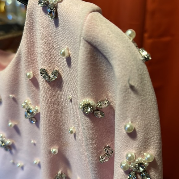 KARL LAGERFELD PARIS
3/4 Tie Flounce Sleeve Boat Neck Studded Scuba Crepe - Picture 4 of 4